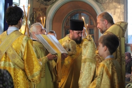 Владыка Леонтий совершил всенощное бдение