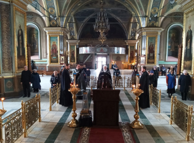 В понедельник первой седмицы Великого поста Советник Управляющего Сызранской епархией совершил уставное богослужение в Казанском кафедральном соборе