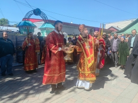 В Неделю 4-ю по Пасхе епископ Леонтий совершил Литургию в Казанском соборе